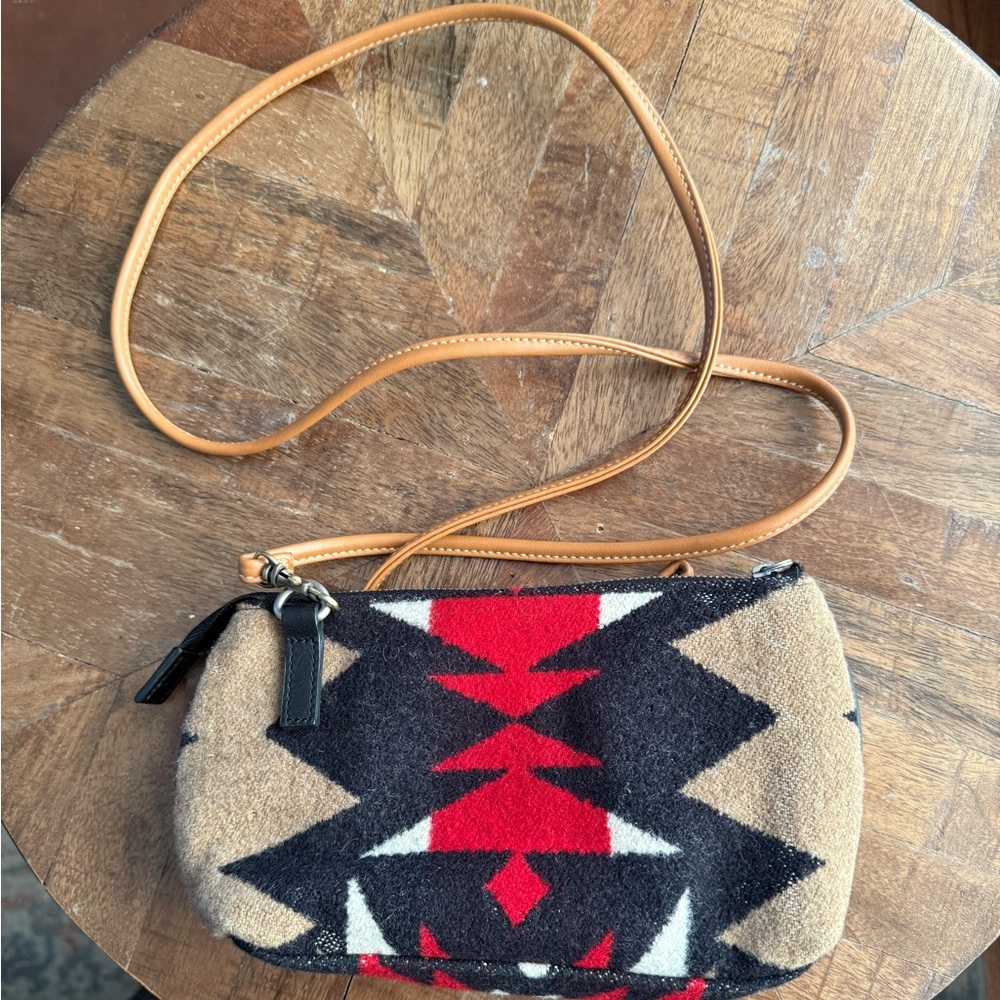 Pendleton Aztec Design Wool Crossbody Bag - Picture 6 of 10
